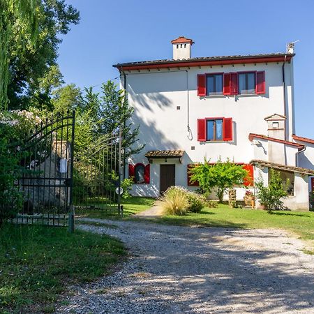Villa Nerone B&B Lorenzana Экстерьер фото
