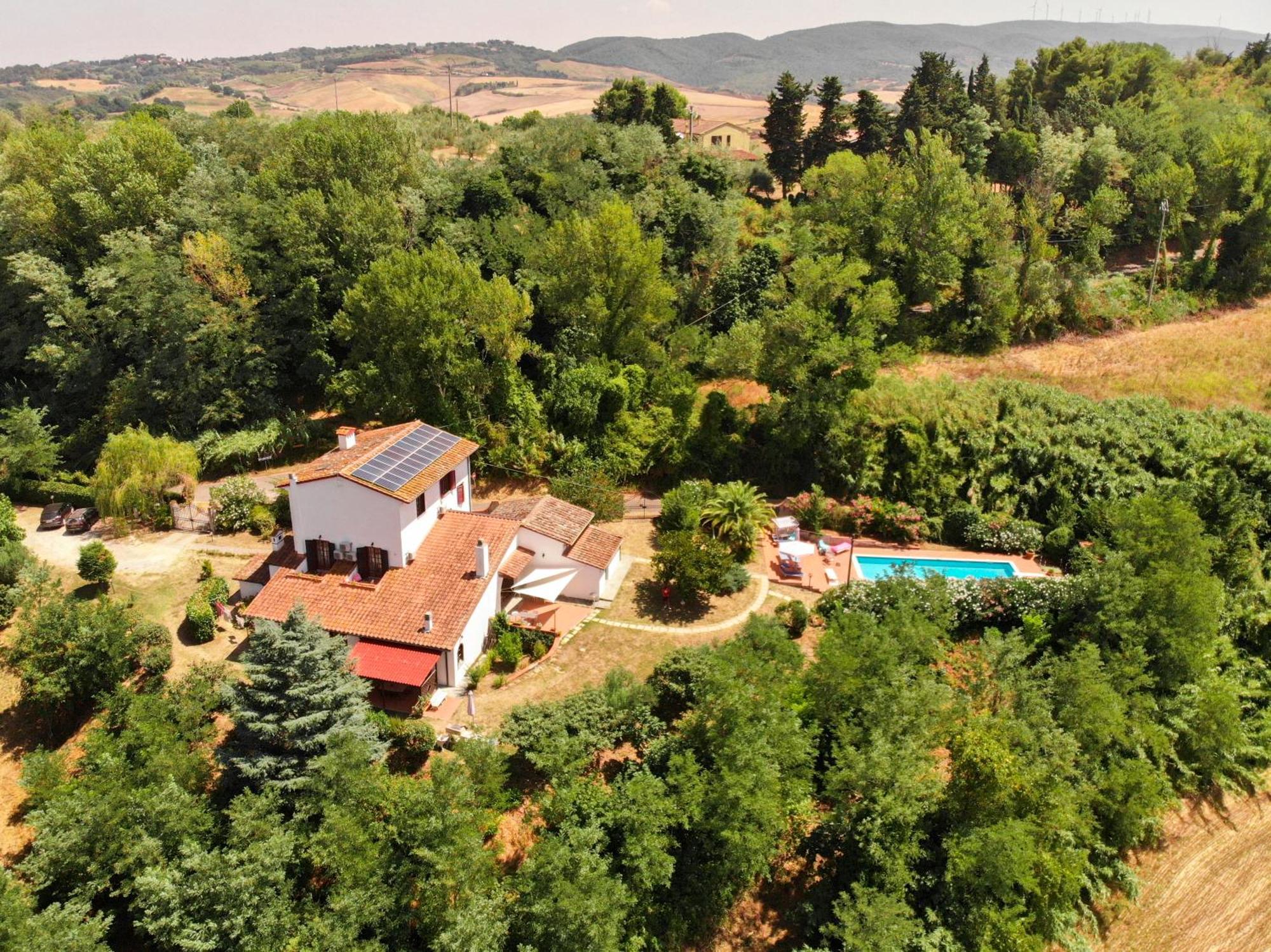 Villa Nerone B&B Lorenzana Экстерьер фото