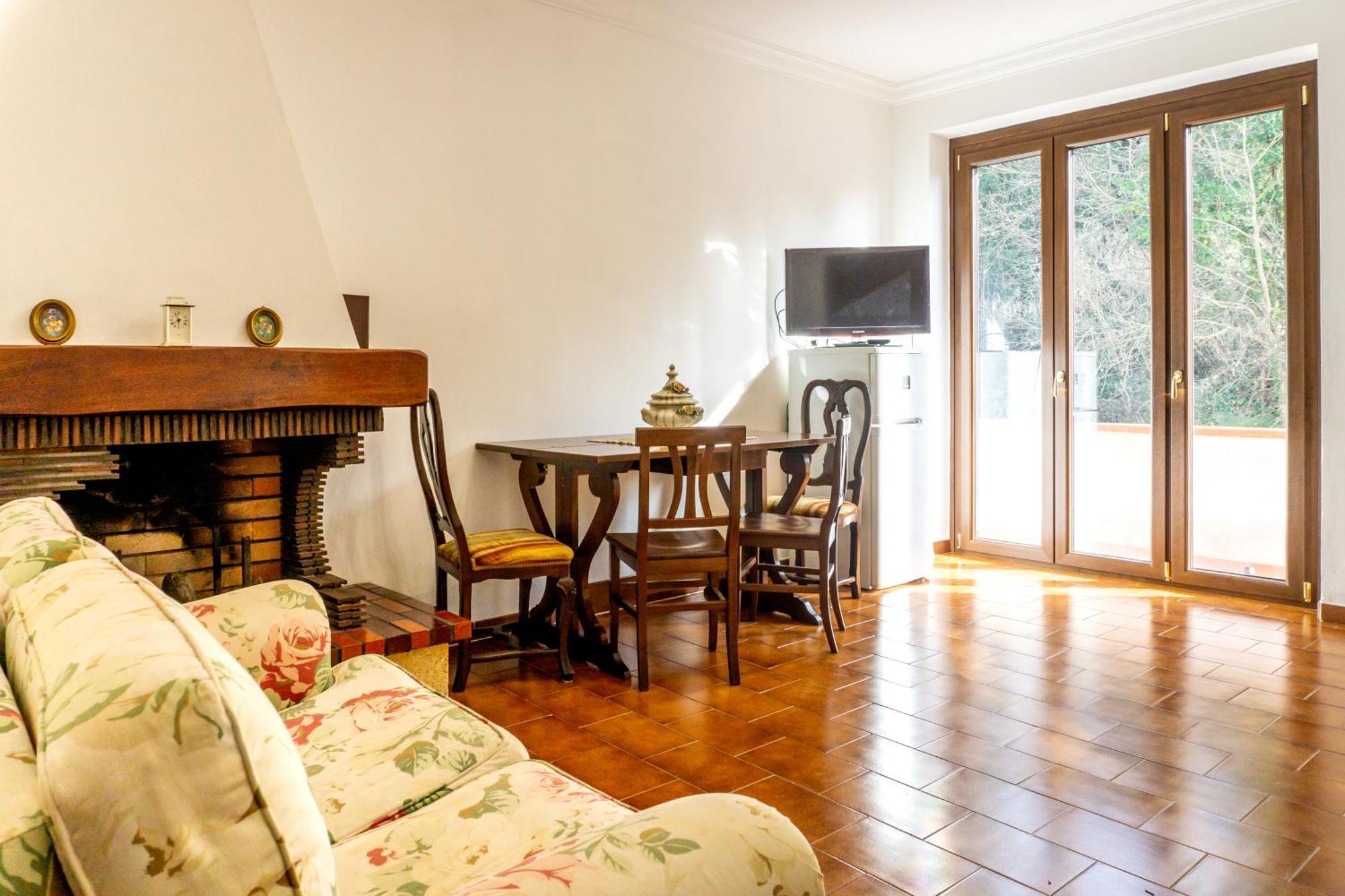 Villa Nerone B&B Lorenzana Экстерьер фото